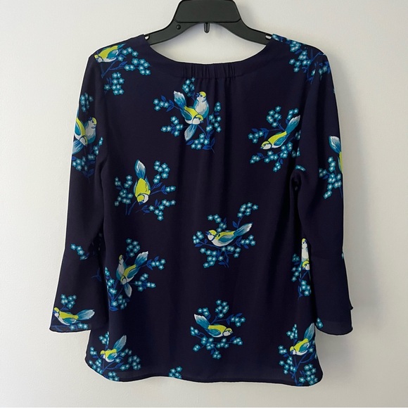 Draper James Blue Magnolia Mockingbird Bird Floral Bell Sleeve Blouse 10 - Picture 3 of 7